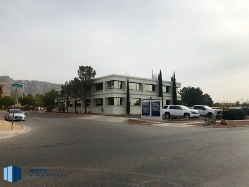 Functional Office Space – photo 1