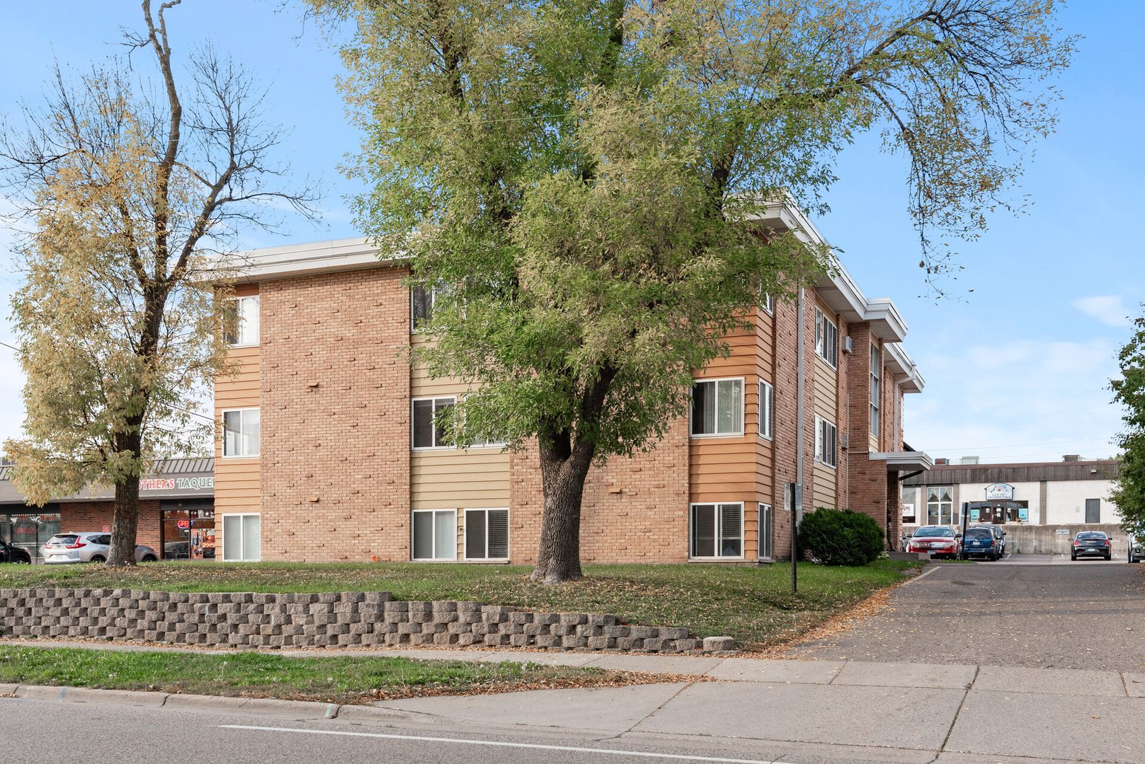 New Brighton Apartment: 2370 County Road E West
