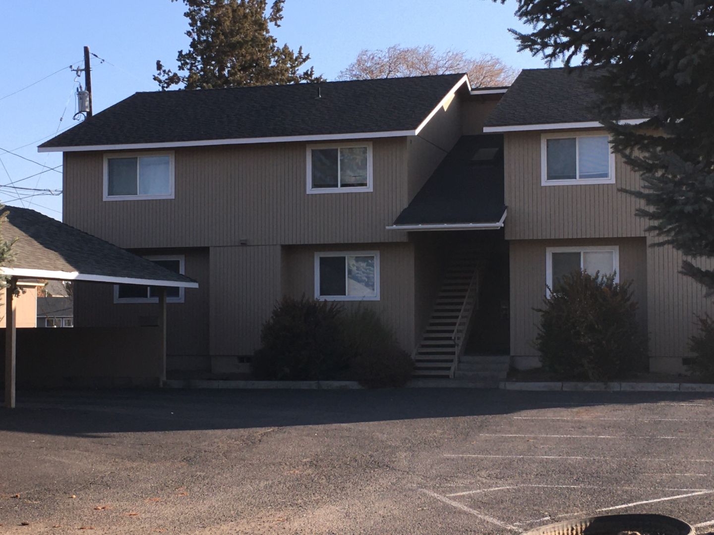 Redmond Apartment: 2310 SW 23rd Street
