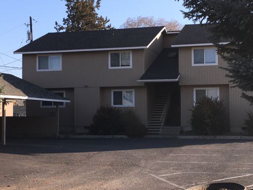 2 Bedroom 1.5 Bath Apartment in SW Redmond – photo 1