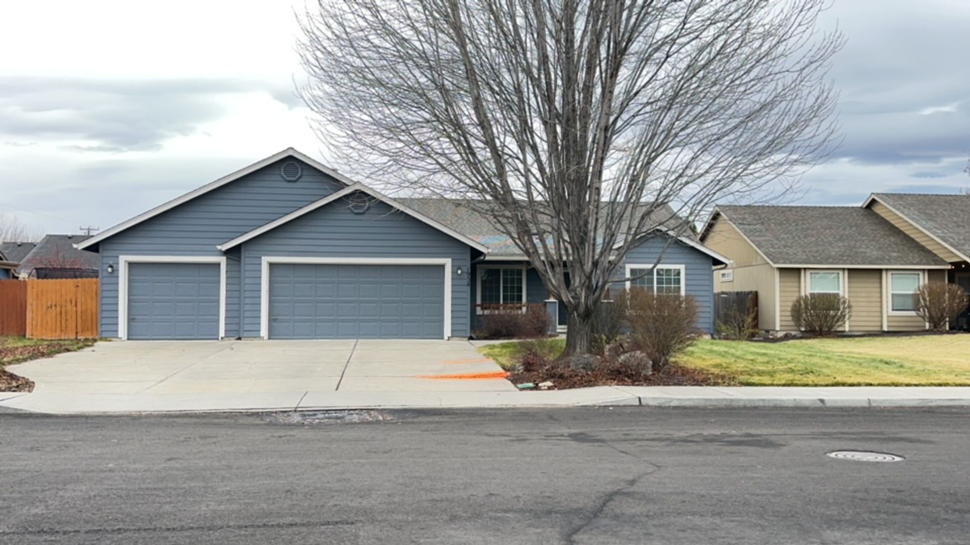 Redmond House: 1934 NW Oak Ave.