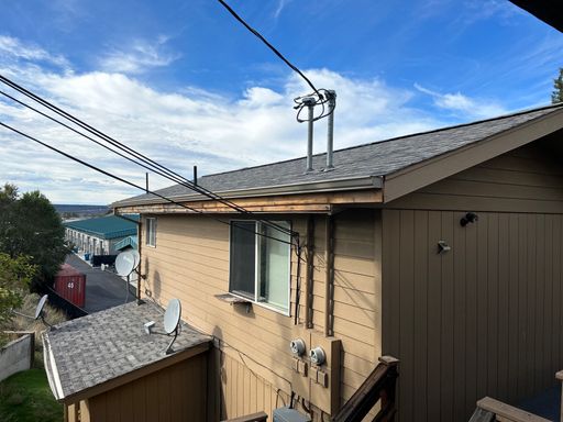 2 Bedroom / 1.5 Bathroom Tri Plex in Prineville Oregon