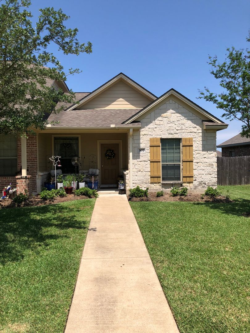 Edelweiss Gartens Duplexes