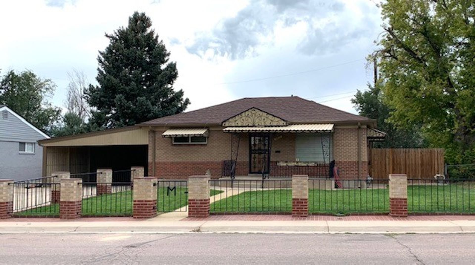 Denver House: 6871 Fern Dr