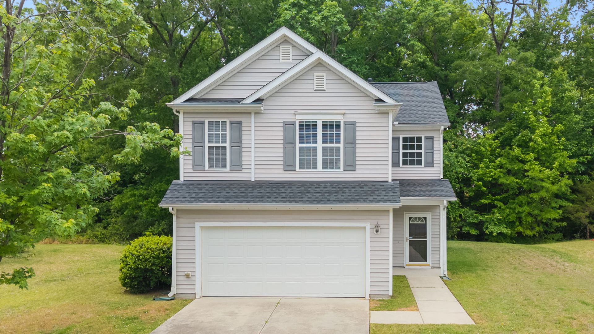 Durham House: 409 Burrell Rd