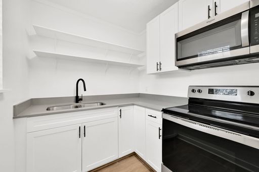 Remodeled 1 Bed 1 Bath Apartment close to Everything in Downtown SLC – photo 1