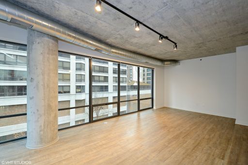 Sienna’s Largest 2BR/2BA — 1,420 SF in Streeterville – photo 1