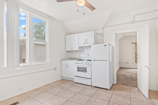 Pet-Friendly 1-Bedroom Apartment with Courtyard & Parking in Salt Lake City | Shared Laundry & Natural Light – photo 1