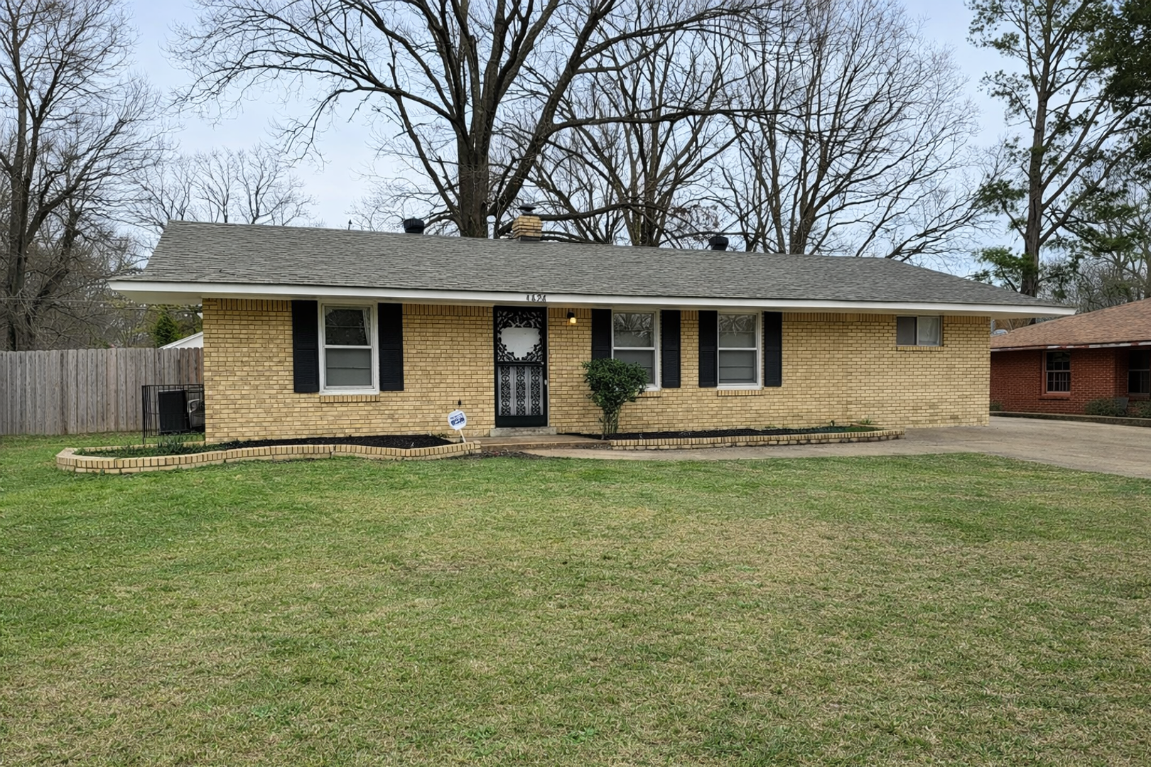 Memphis House: 4898 Dianne Dr.