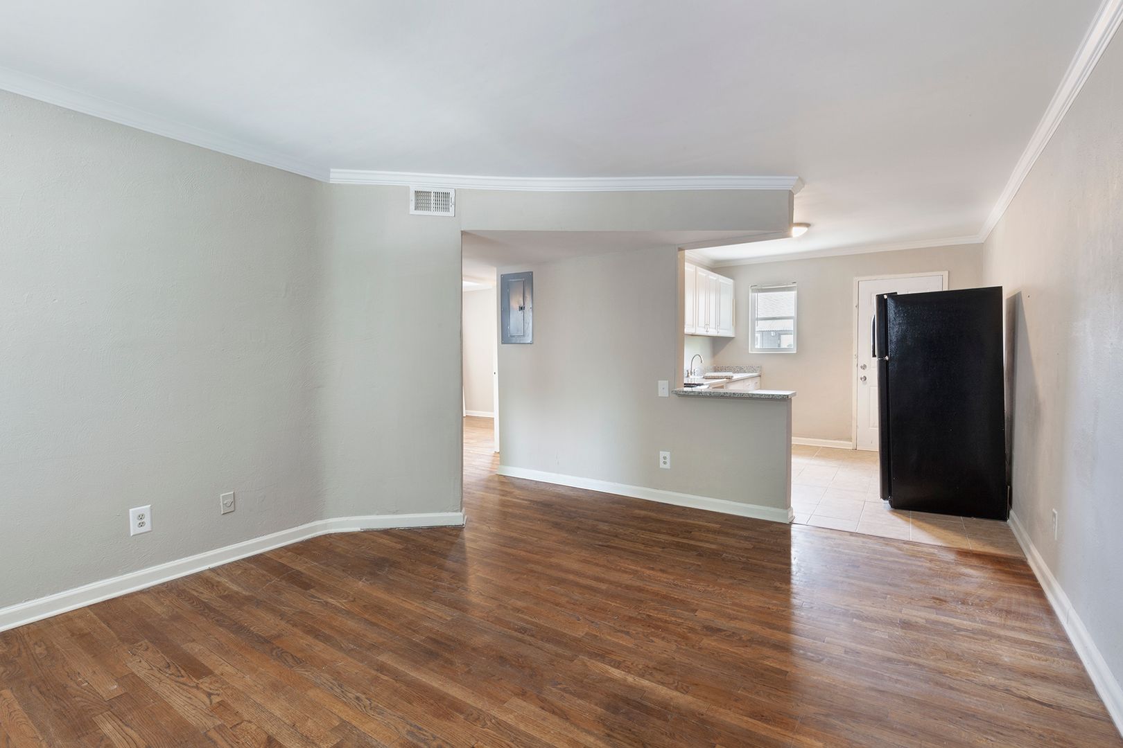 Atlanta Apartment: 159 Whitefoord Ave