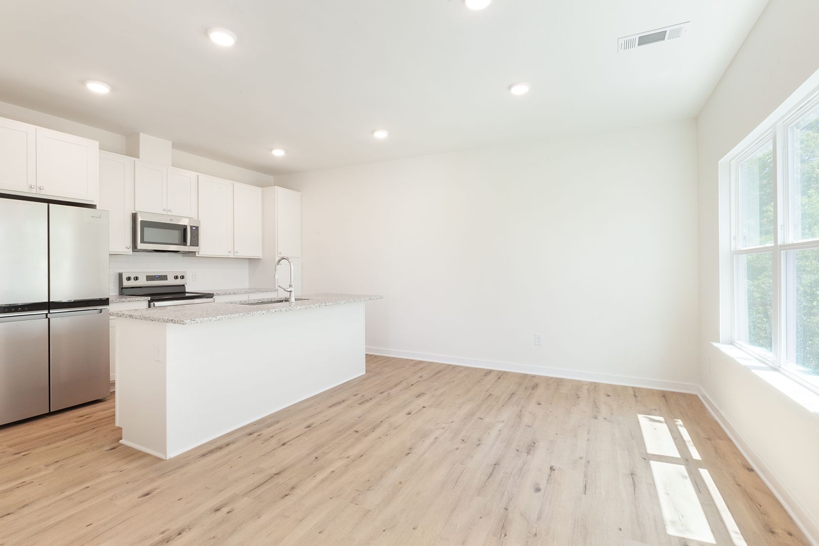 Atlanta Townhome: 402 McDonough Blvd.