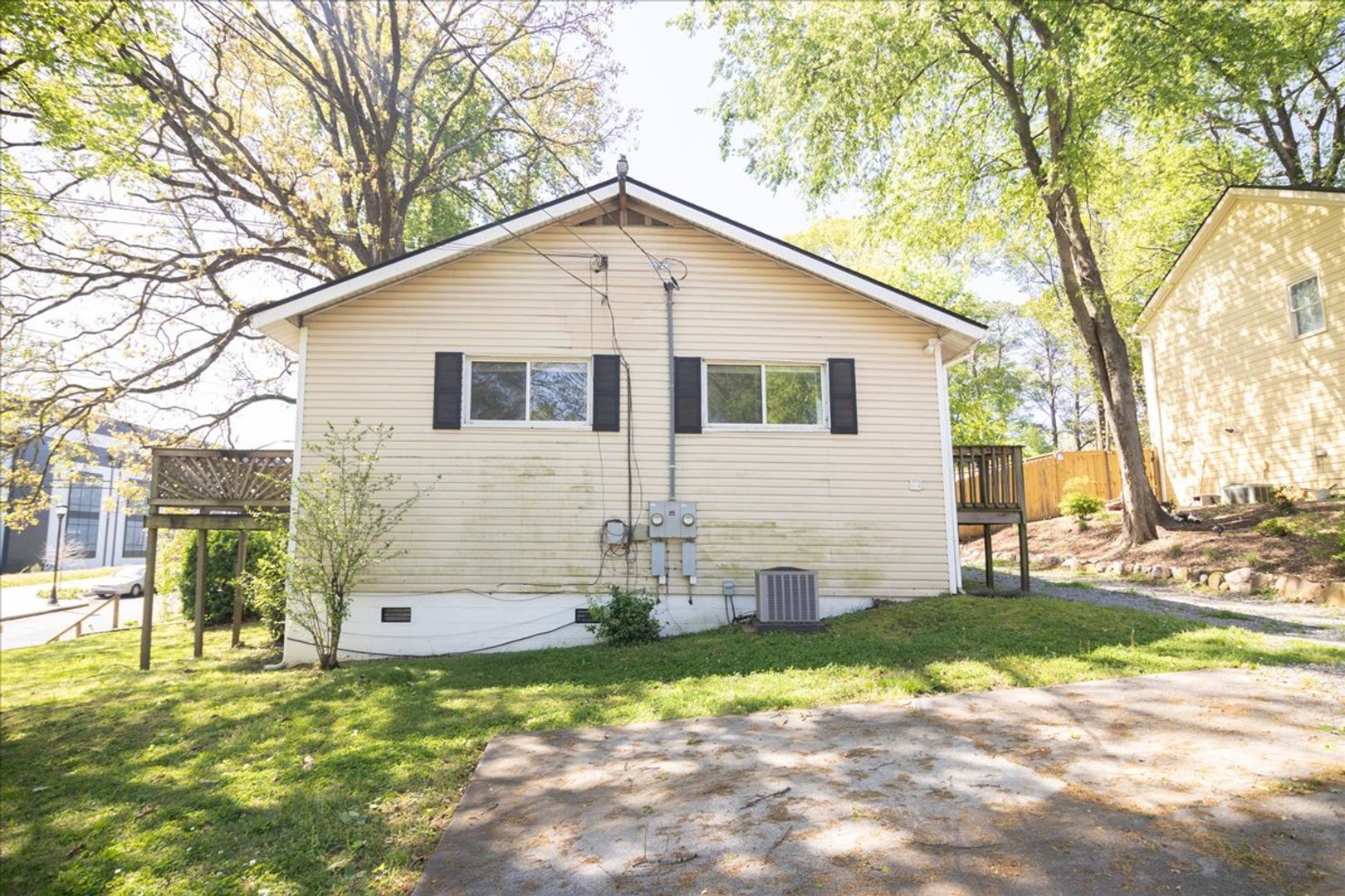 1096 Herndon Street NW - Unit B 5 of 12
