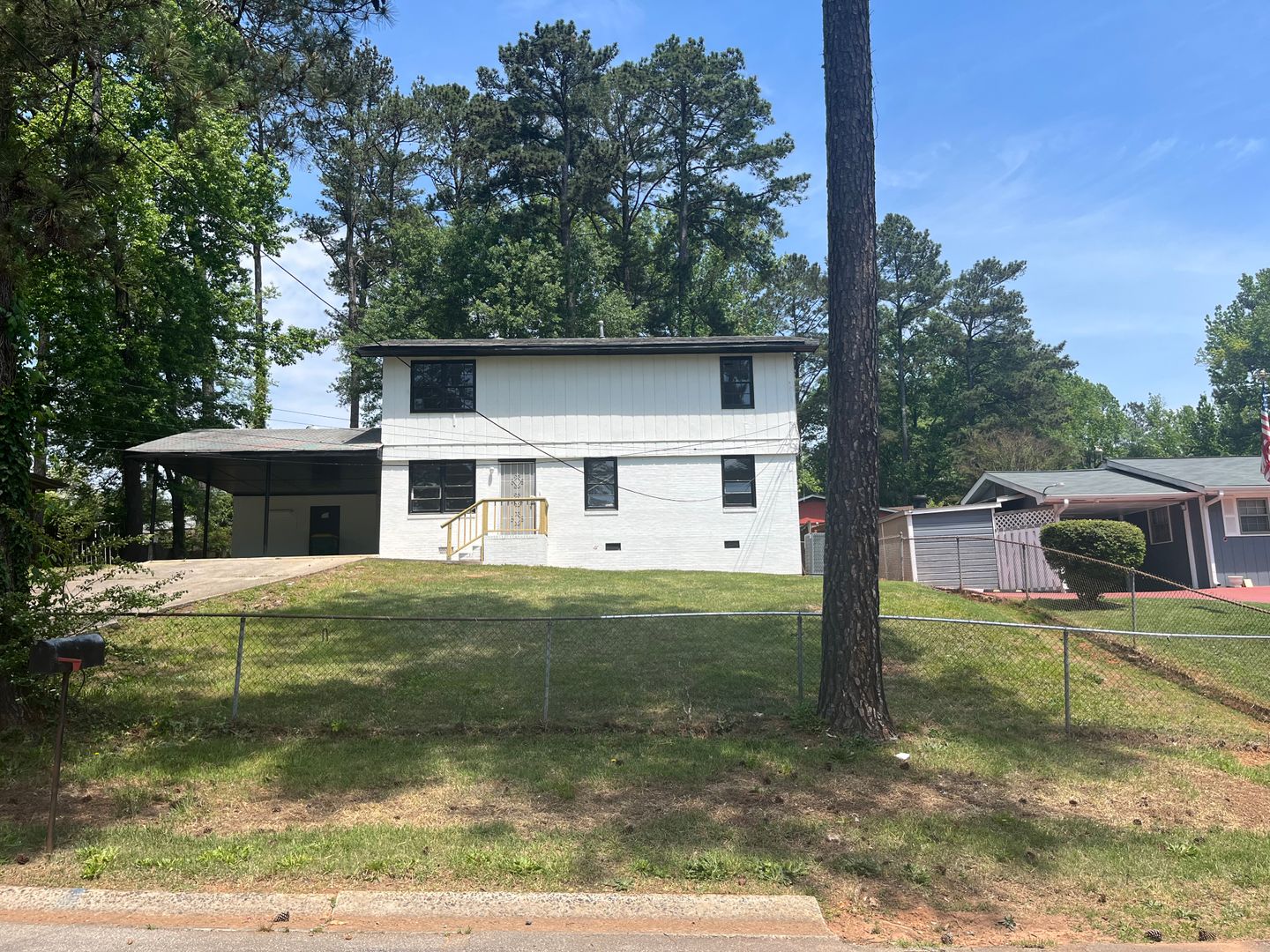 Forest Park House: 838 Needle Drive