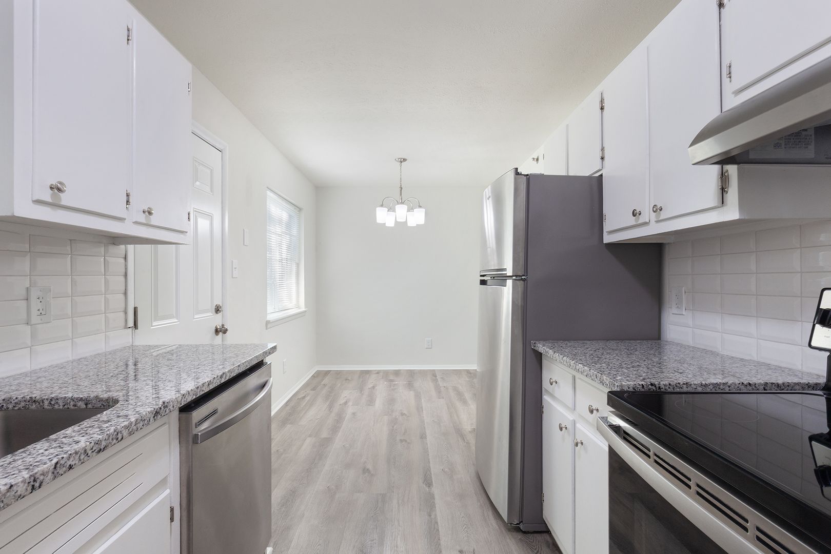 Beautiful, Fully Renovated 1bd/1ba Unit w/ Rear Deck in Ideal Smyrna Location! 7 of 12