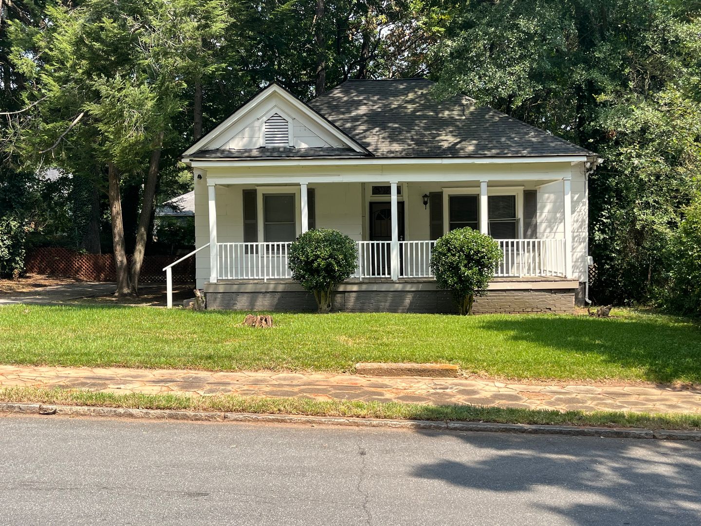 Atlanta House: 1460 Desoto Avenue, SW