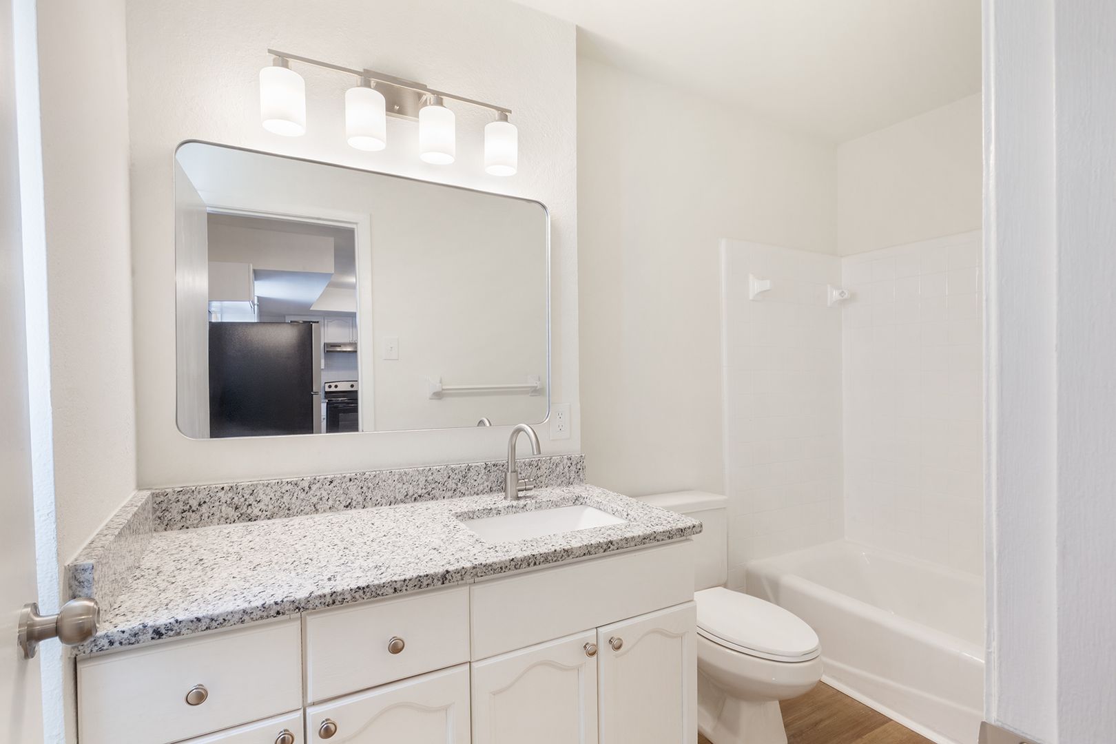 Beautiful, Fully Renovated 1bd/1ba Unit w/ Rear Deck in Ideal Smyrna Location! 7 of 12