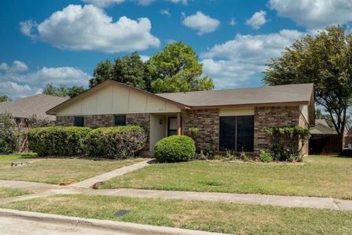 3104 Canterbury Lane