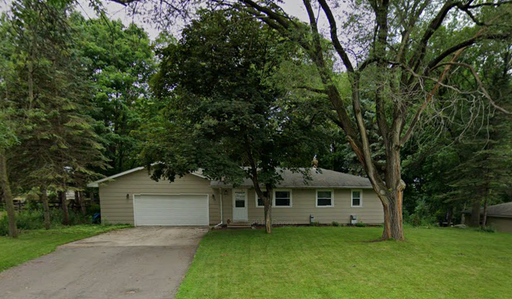 Comfortable Family Home in Eden Prairie, MN | 6630 175th Ave W - Spacious Bedrooms, Convenient Location! – photo 1