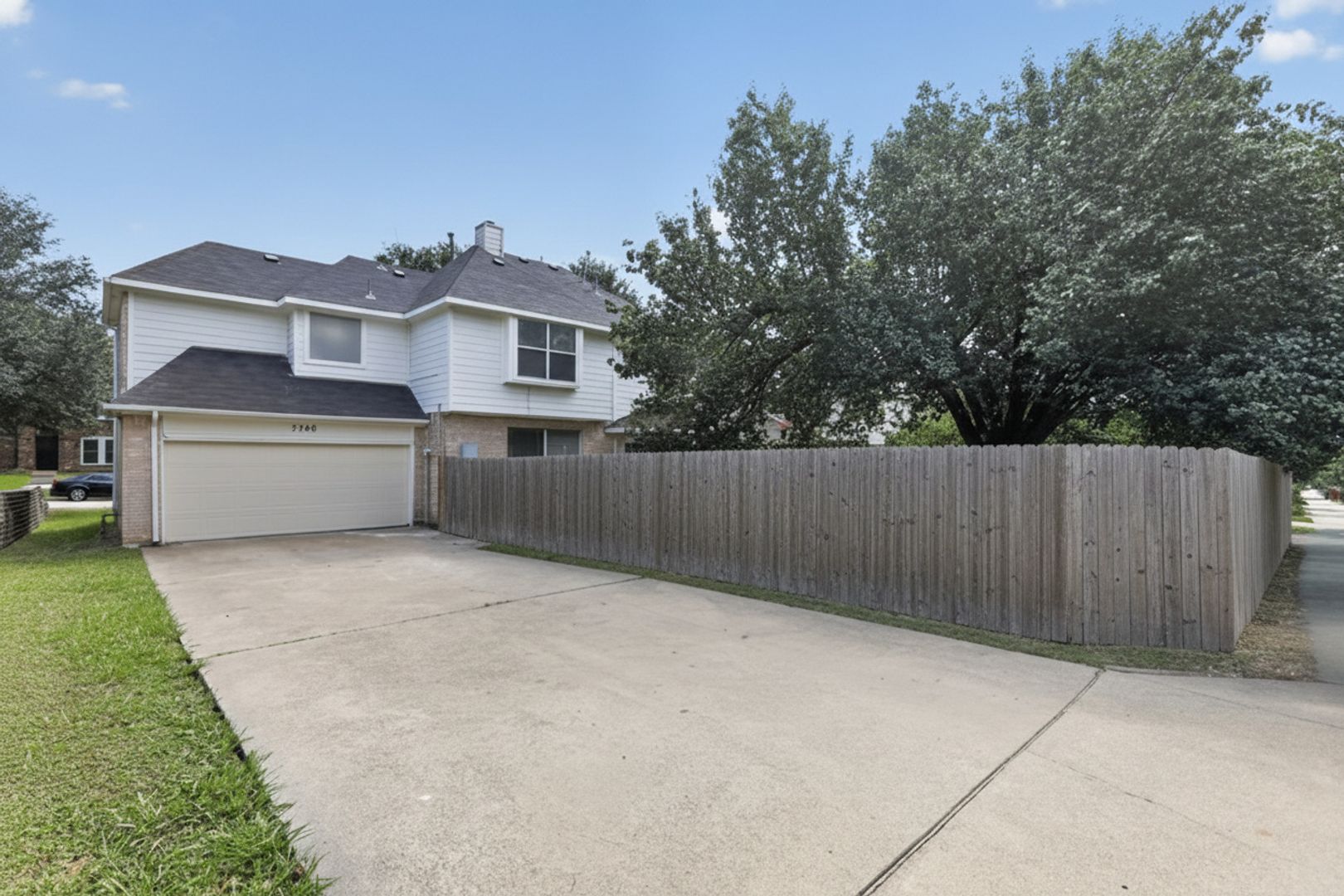 2740 Windswept Lane 3 of 12