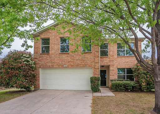 Spacious Family Home in Argyle, TX: 4608 Merlot Drive, Argyle, TX
