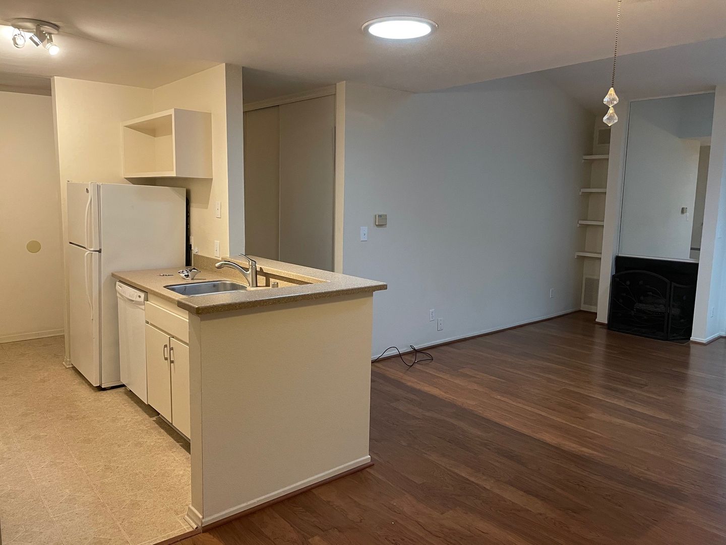 San Diego Condo: 1621 Hotel Circle S #E326