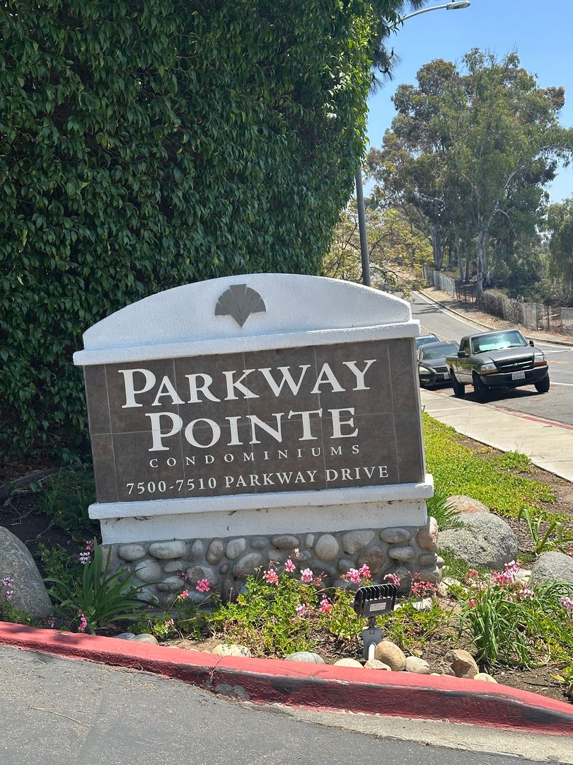 La Mesa Condo: 7500 Parkway Dr, Unit #200