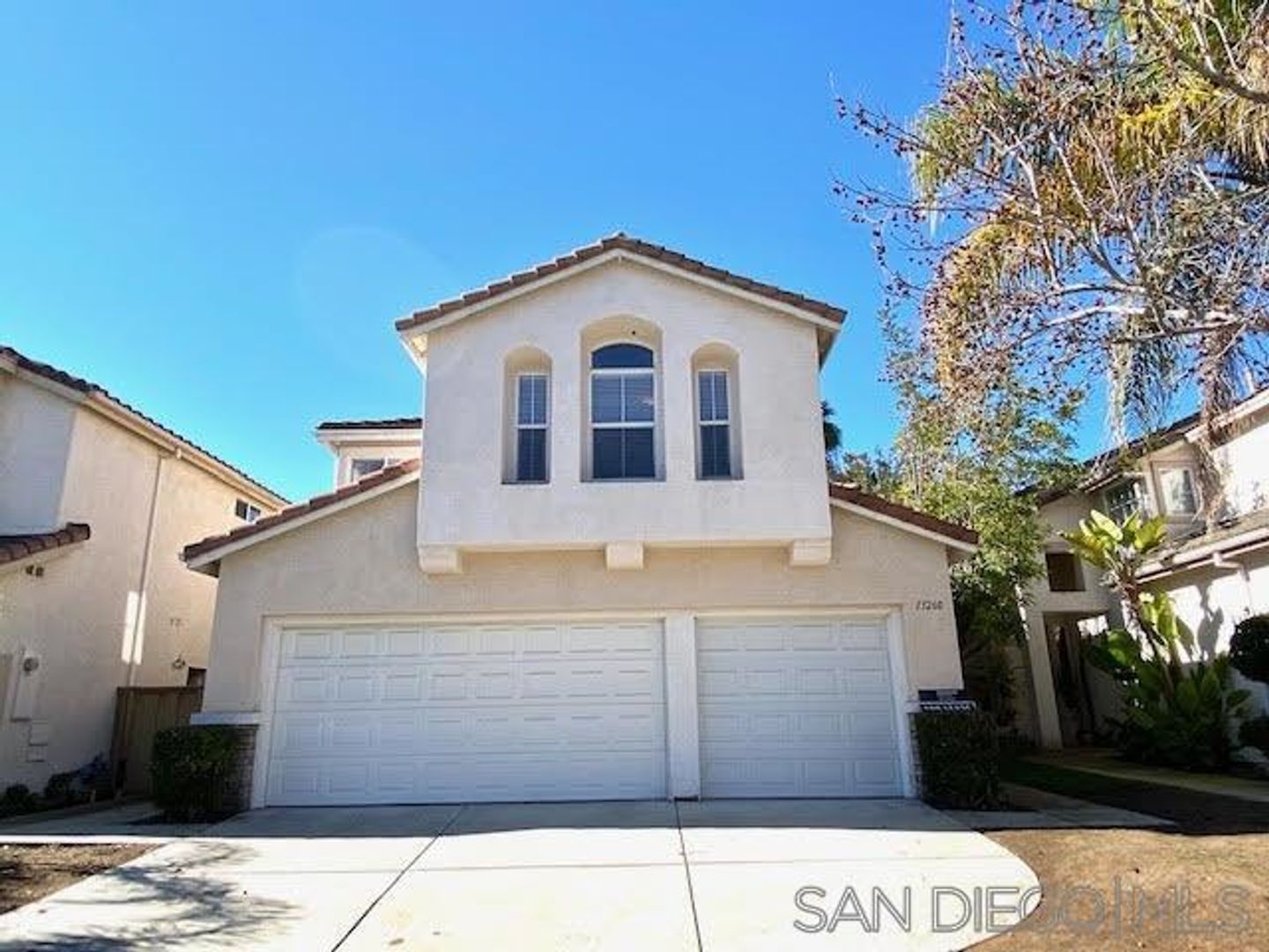 San Diego House: 13260 Hollyfield Ct