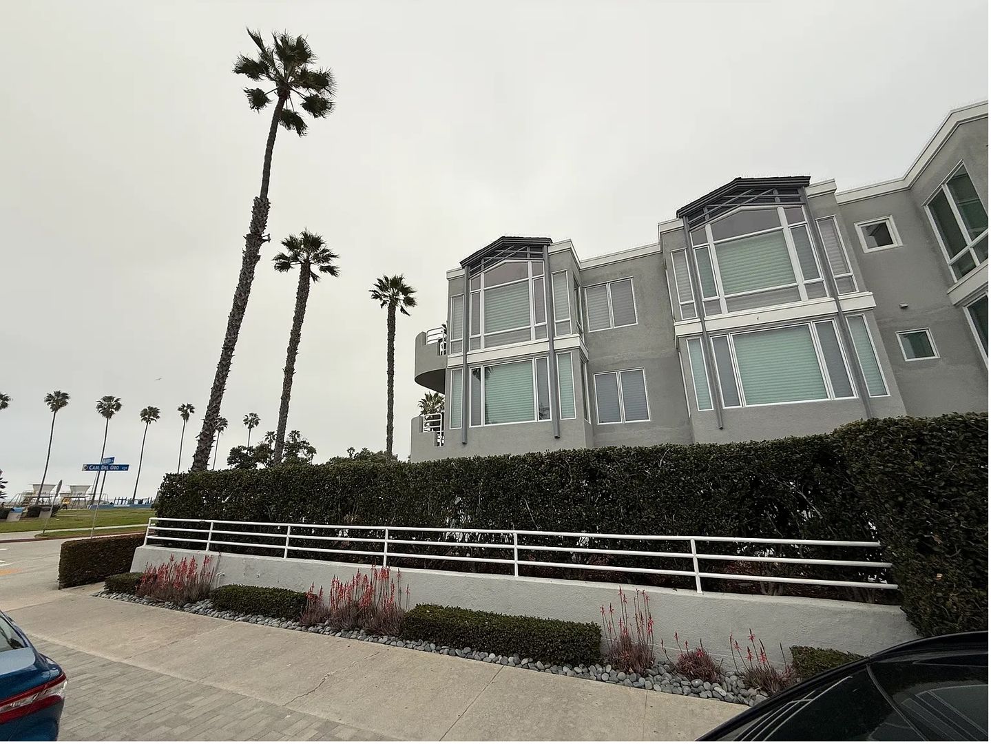 La Jolla Condo: 2120 Vallecitos Unit 101