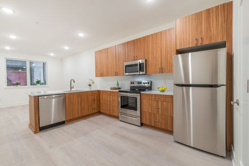 Passyunk Sq 2BD/2BA ** Fitness Center** Rooftop Deck** Private Storage** – photo 1