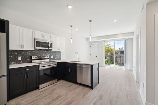 Amazing sunlit one bedroom with private balcony in the heart of Mt Airy! Now offering 2 months free! – photo 1