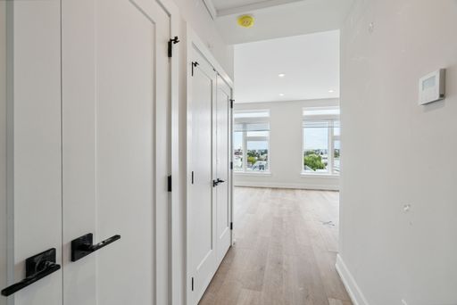 Now offering 2 months free! Sign a lease within 48 hours and receive an extra $500 on your ledger! $1,500 credit for Meds + Eds! Discounted security deposit and NO LAST MONTH RENT PAID UPFRONT for qualified tenants! Inquire today for more info on our spec – photo 1