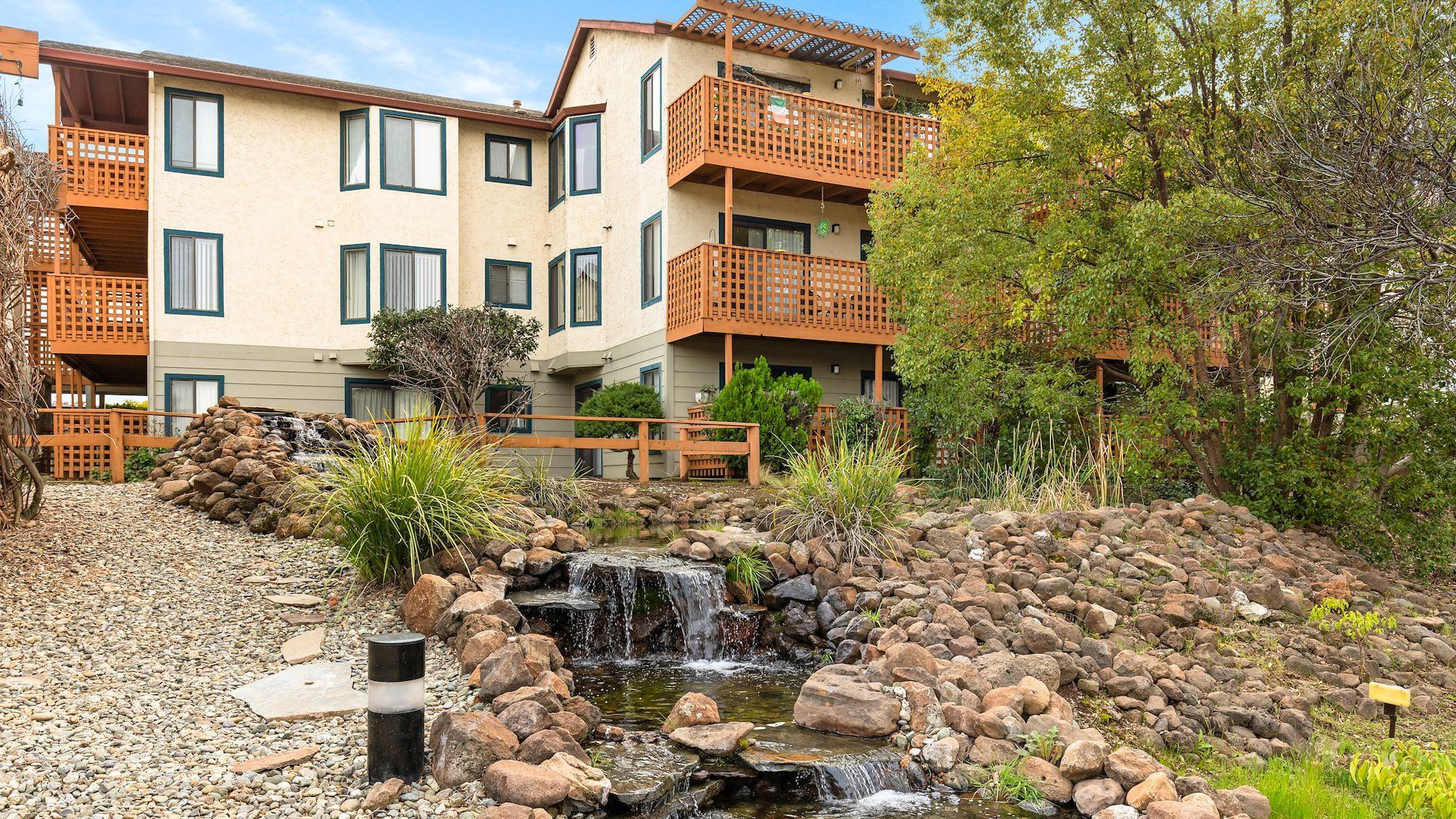 Chico Apartment: 2701 Sierra Sunrise Terrace
