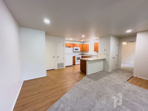 Amanda Place: Your Perfect 2 Bed, 2 Bath Oasis AVAILABLE NOW – photo 1