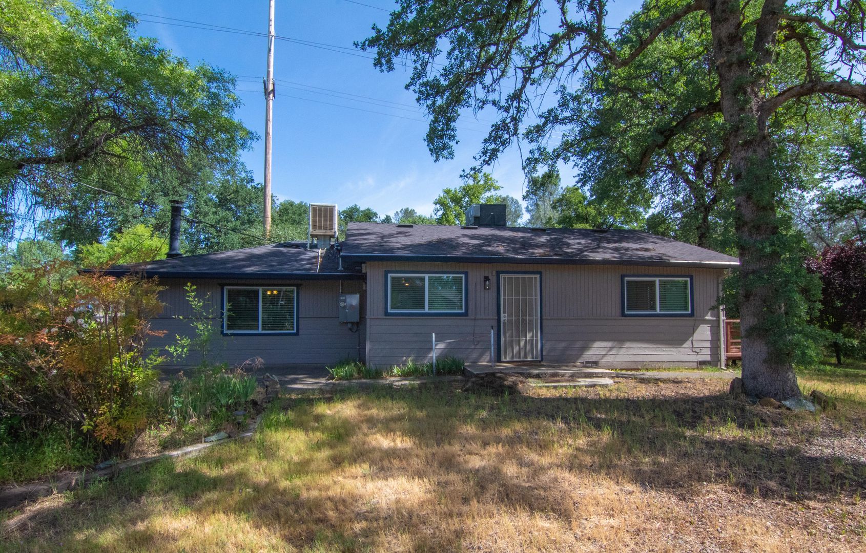 Redding House: 18623 Oasis Rd.