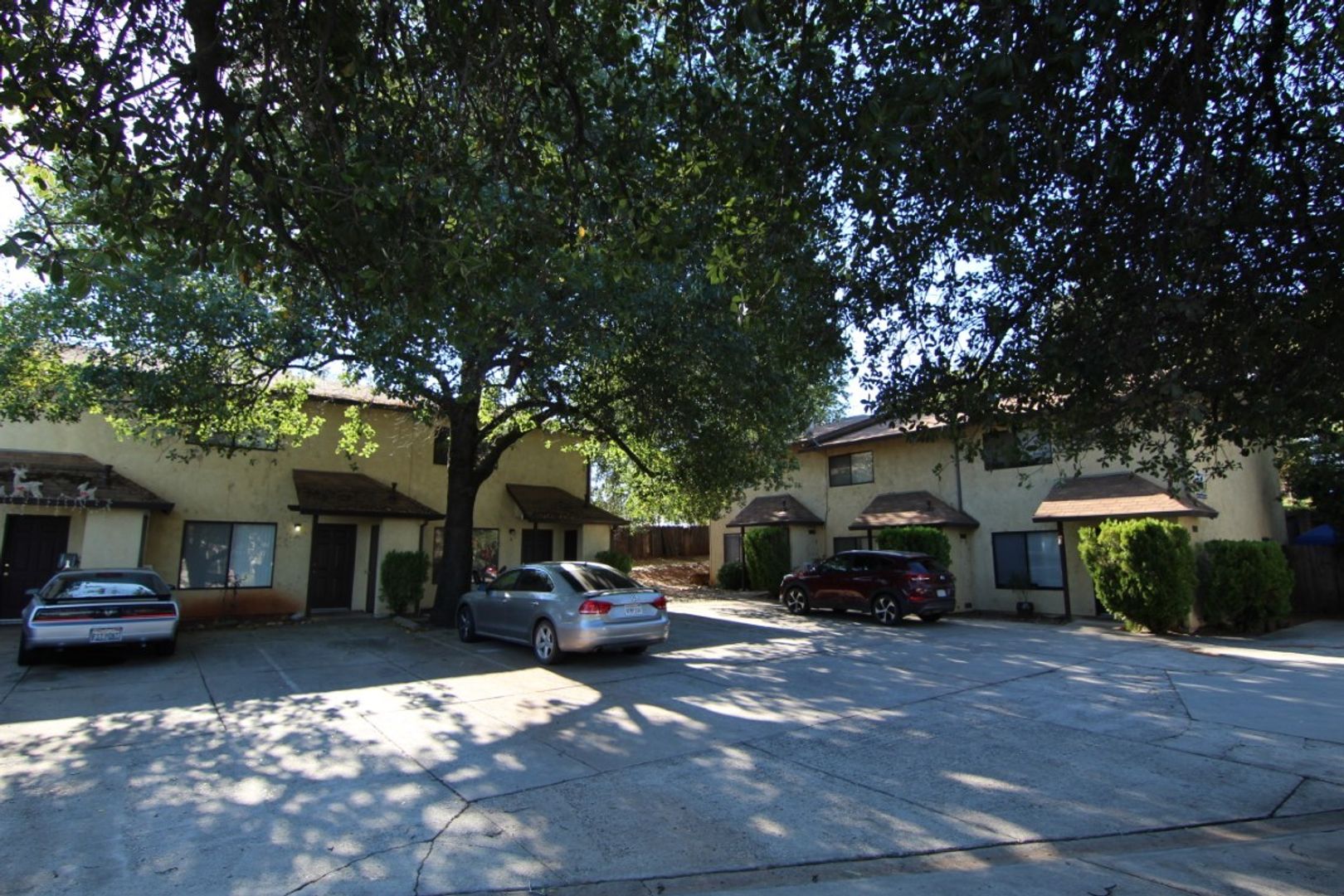 Redding Apartment: 1975 10th Street