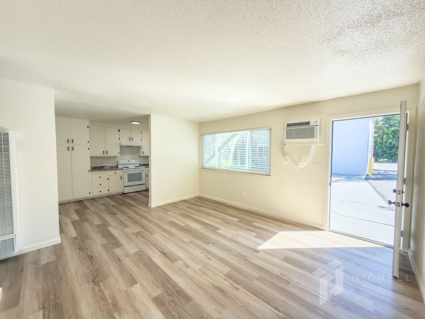 Yuba City Apartment: 411 Bird Street
