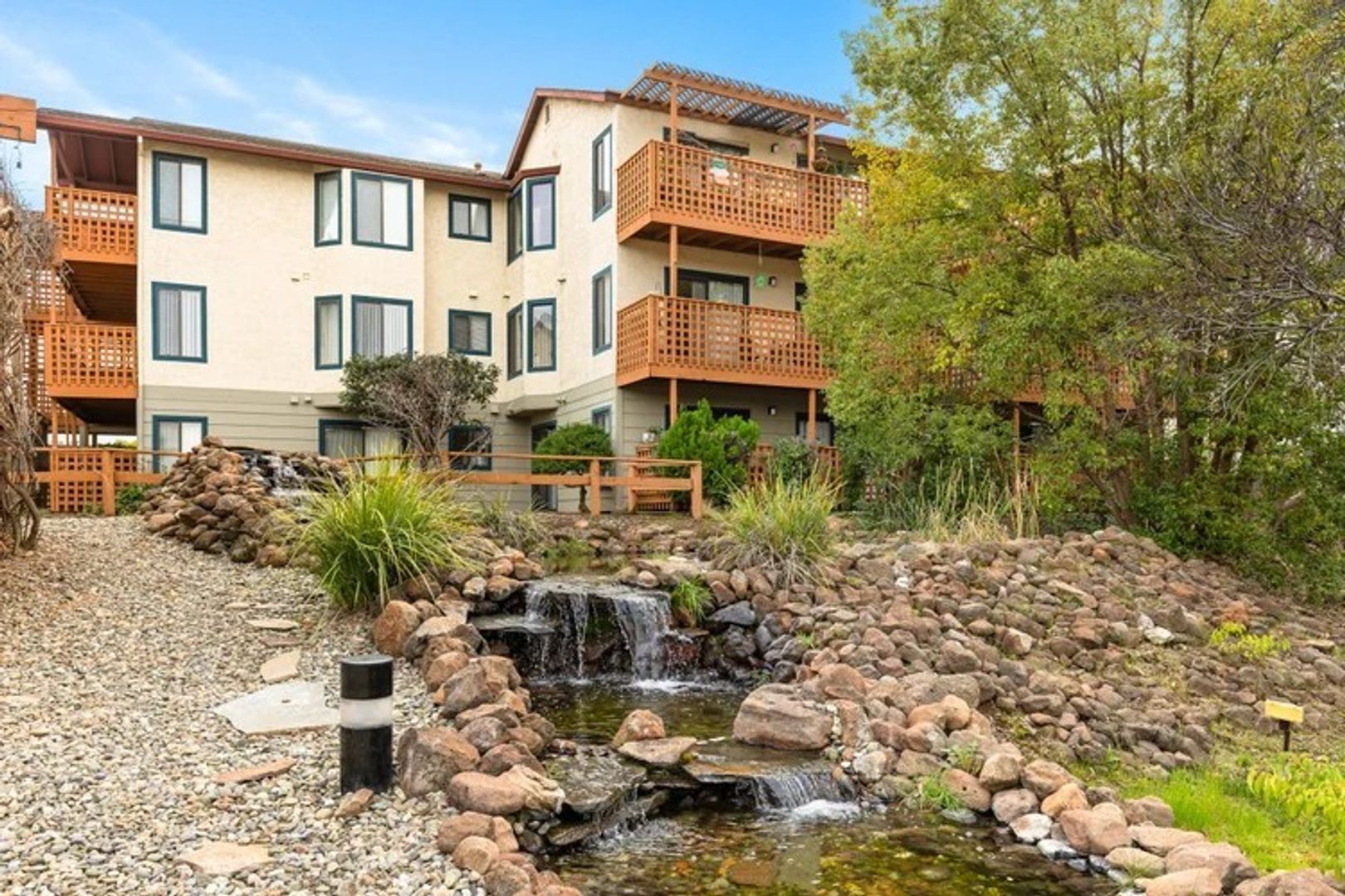 Chico Apartment: 2701 Sierra Sunrise Terrace