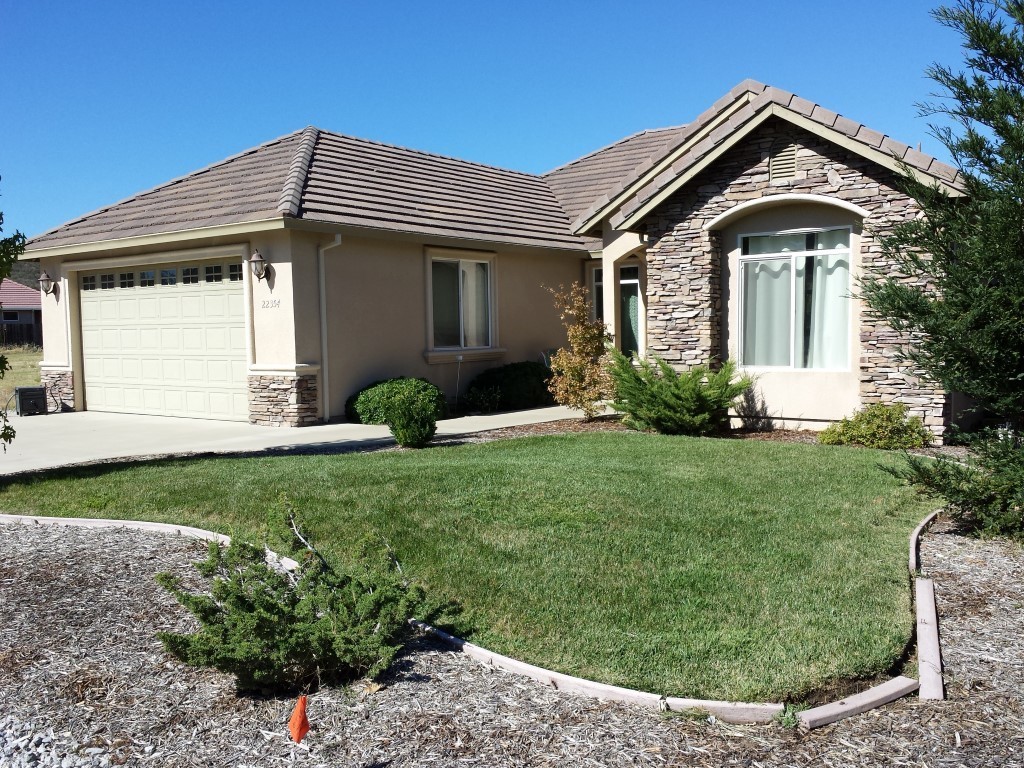 Cottonwood House: 22354 Edgewater