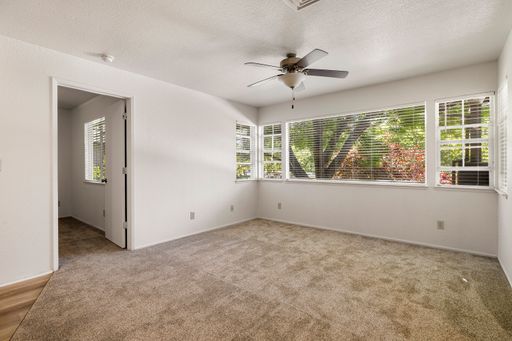 Amanda Place: Premium UPGRADED 2 Bed, 2 Bath Oasis AVAILABLE NOW – photo 1
