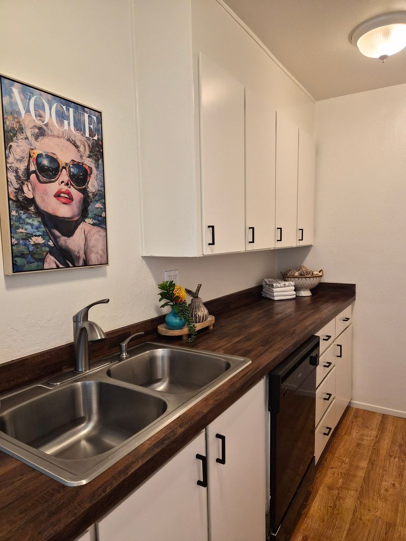 Oroville Apartment: 2364 Las Plumas Avenue