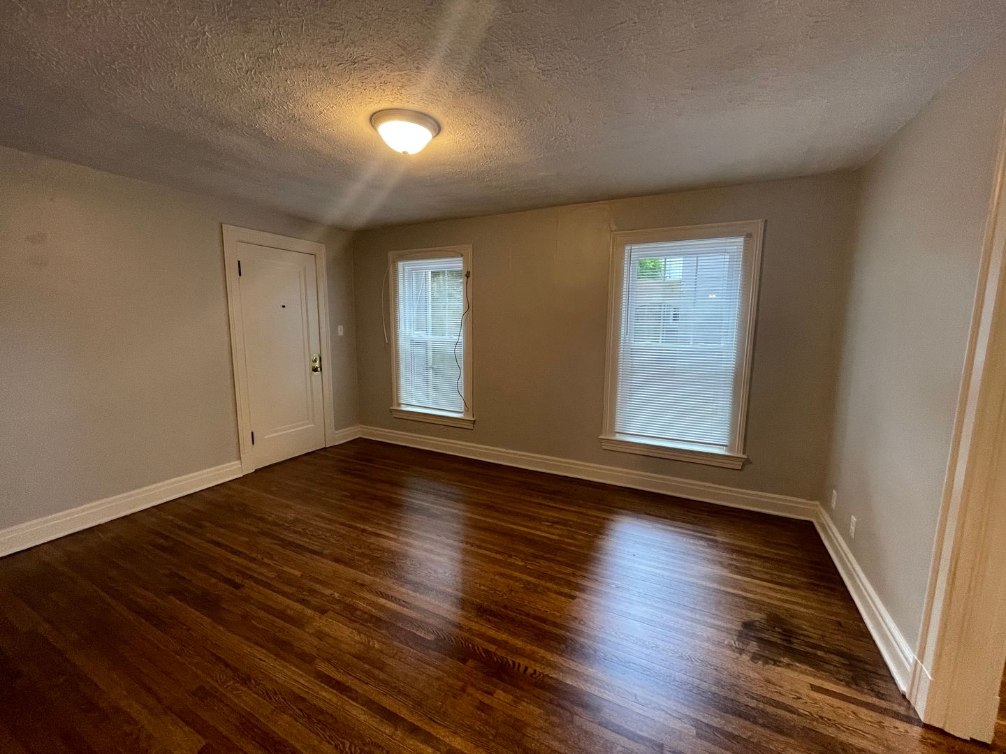Lynchburg Apartment: 3526 Fort Avenue