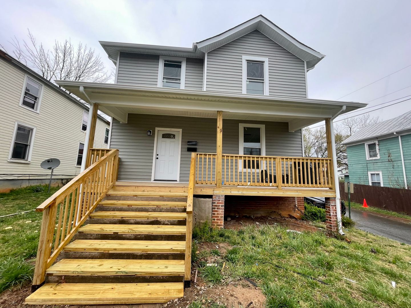 Lynchburg Apartment: 1222 Garfield Ave