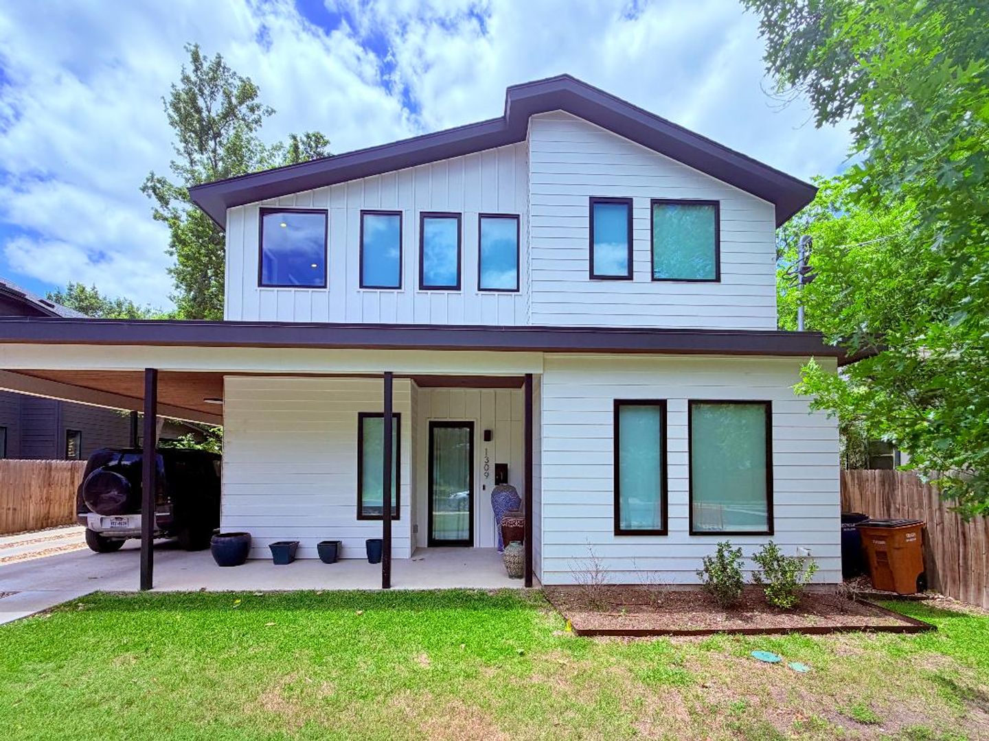 Austin Apartment: 1309 Palo Duro Road