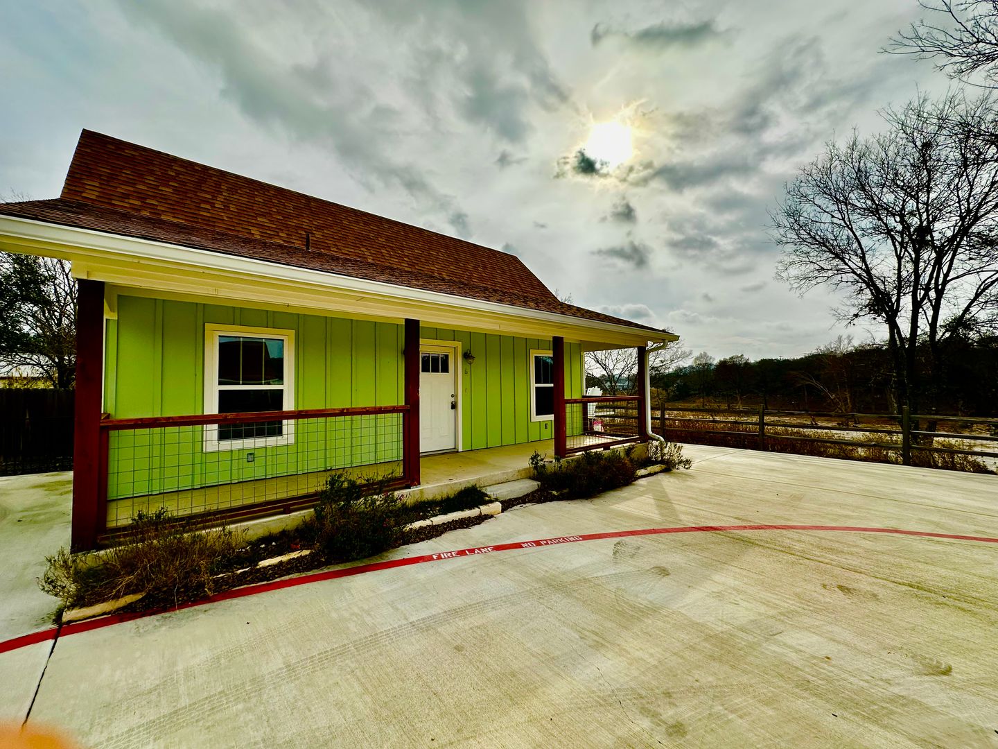 Kerrville House: 333 Guadalupe St