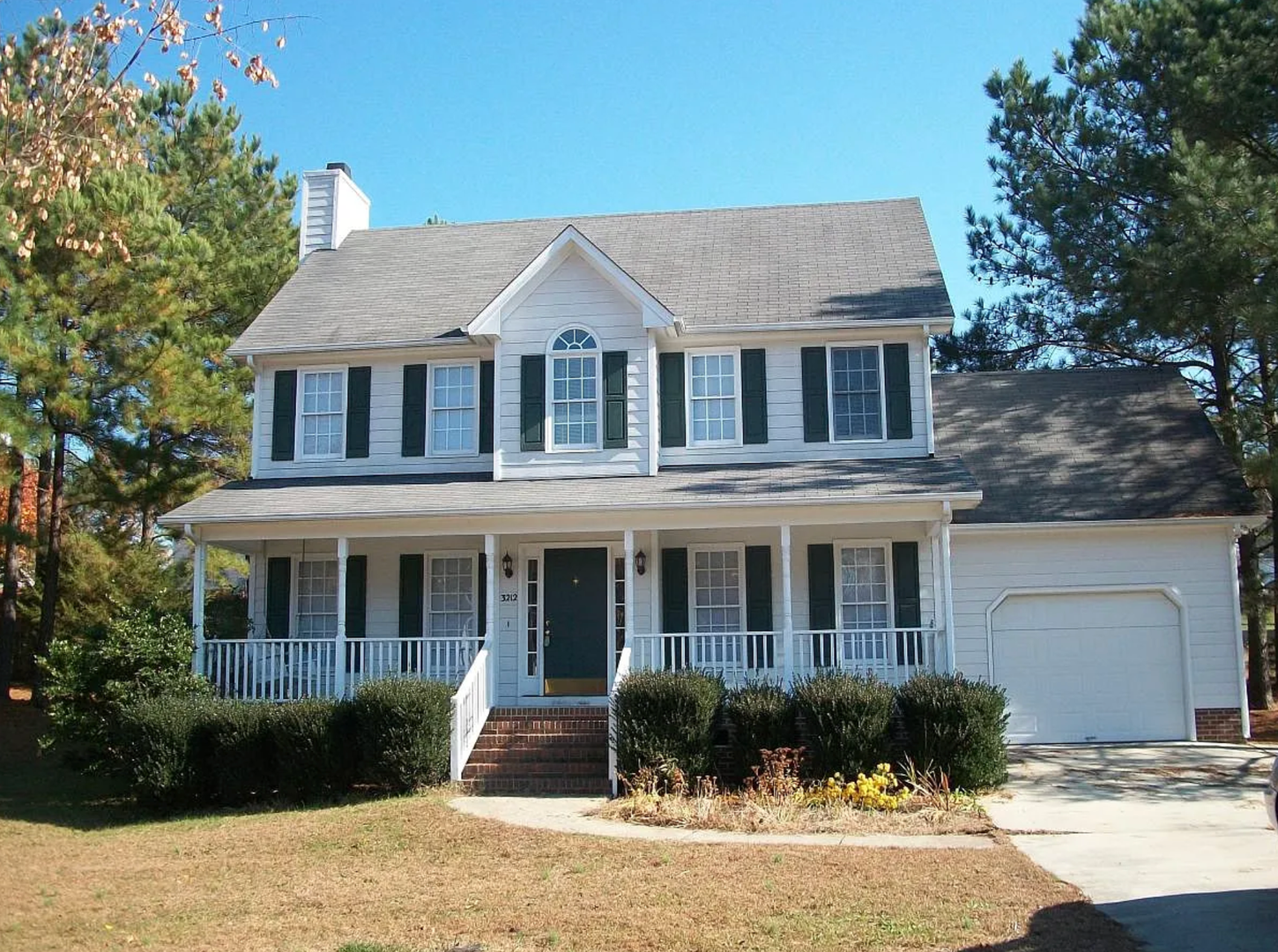 Raleigh House: 3212 Peachford Ln