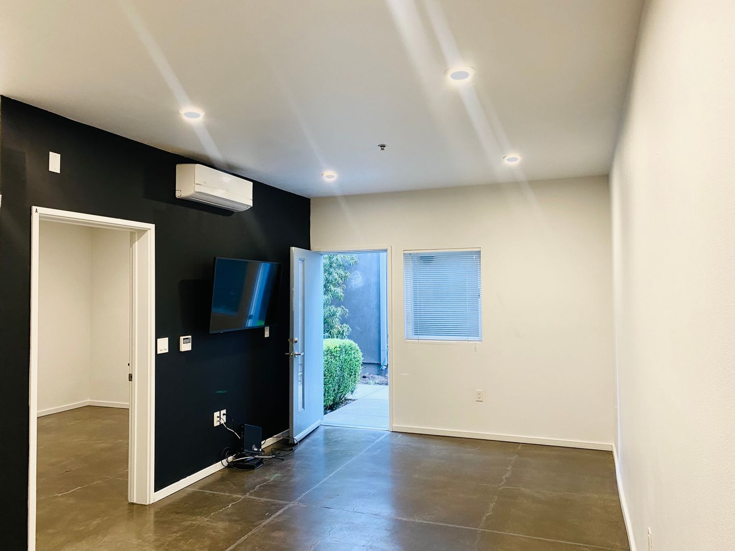 Chico Apartment: 1033 W 5th Street