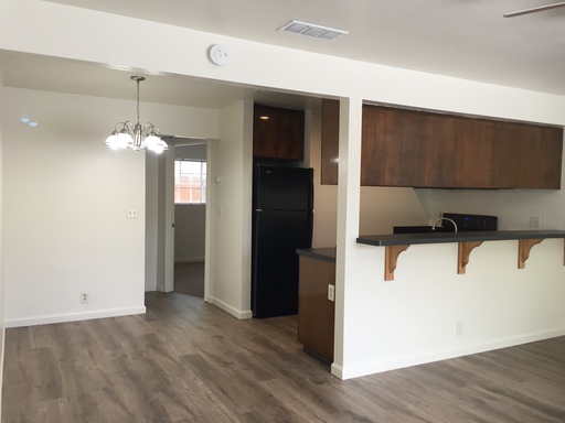Crestline Apartments- Now Leasing 1 bedroom units!!! – photo 1