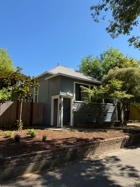 Charming Classic Chico Apartment, 2 bedroom Near Downtown & Chico State – photo 1