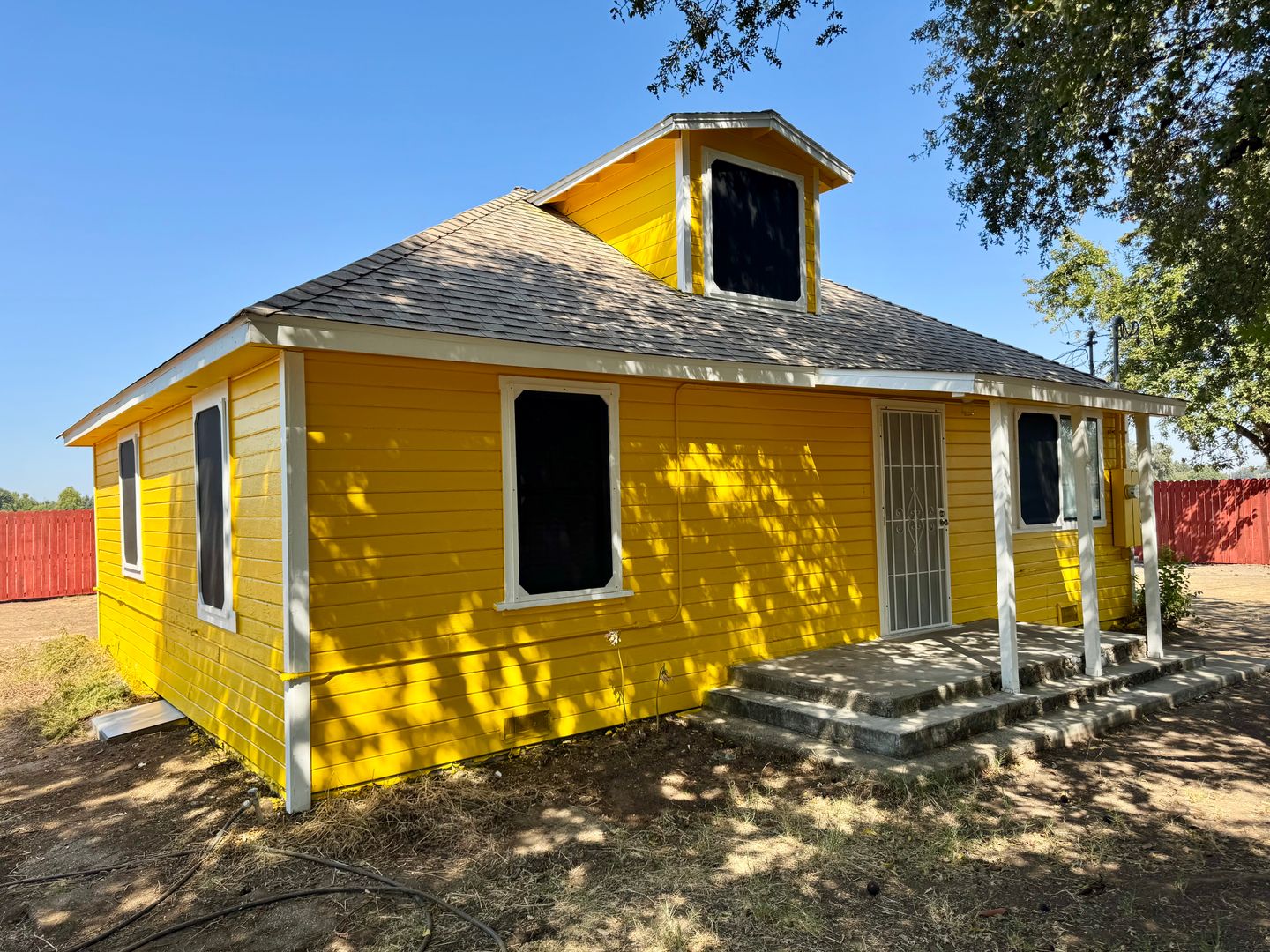 Durham House: 9521 Esquon Orchard