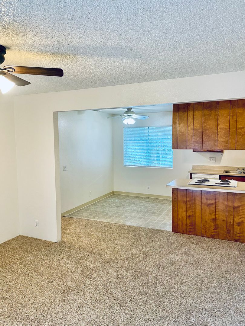 Chico Apartment: 635 W 6th Avenue